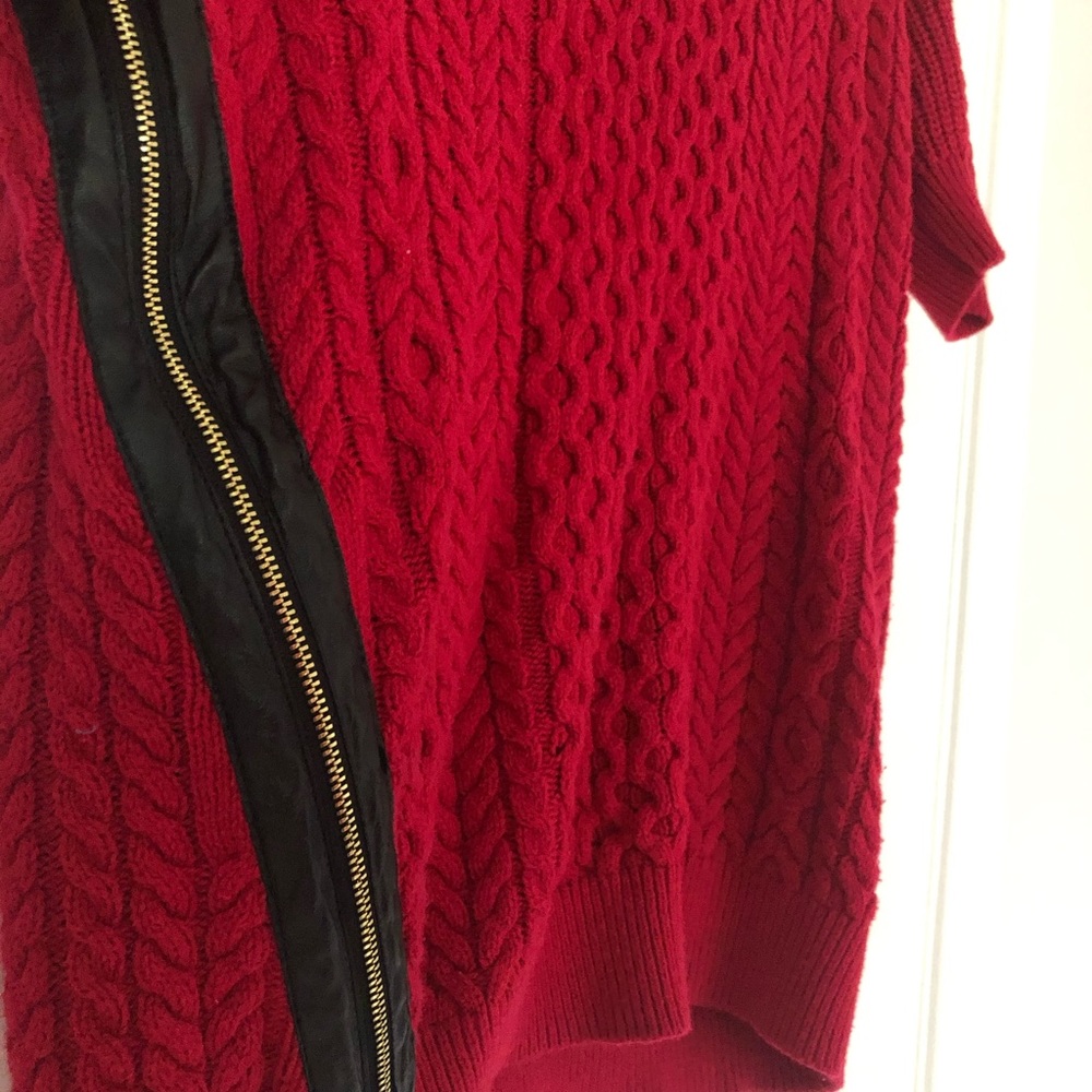 M size - Picture 3 of 9